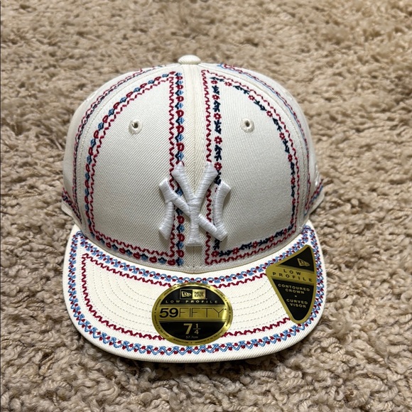 NWT Kith New Era 59Fifty Floral Frame fitted Yankees Hat White Red Embroidered